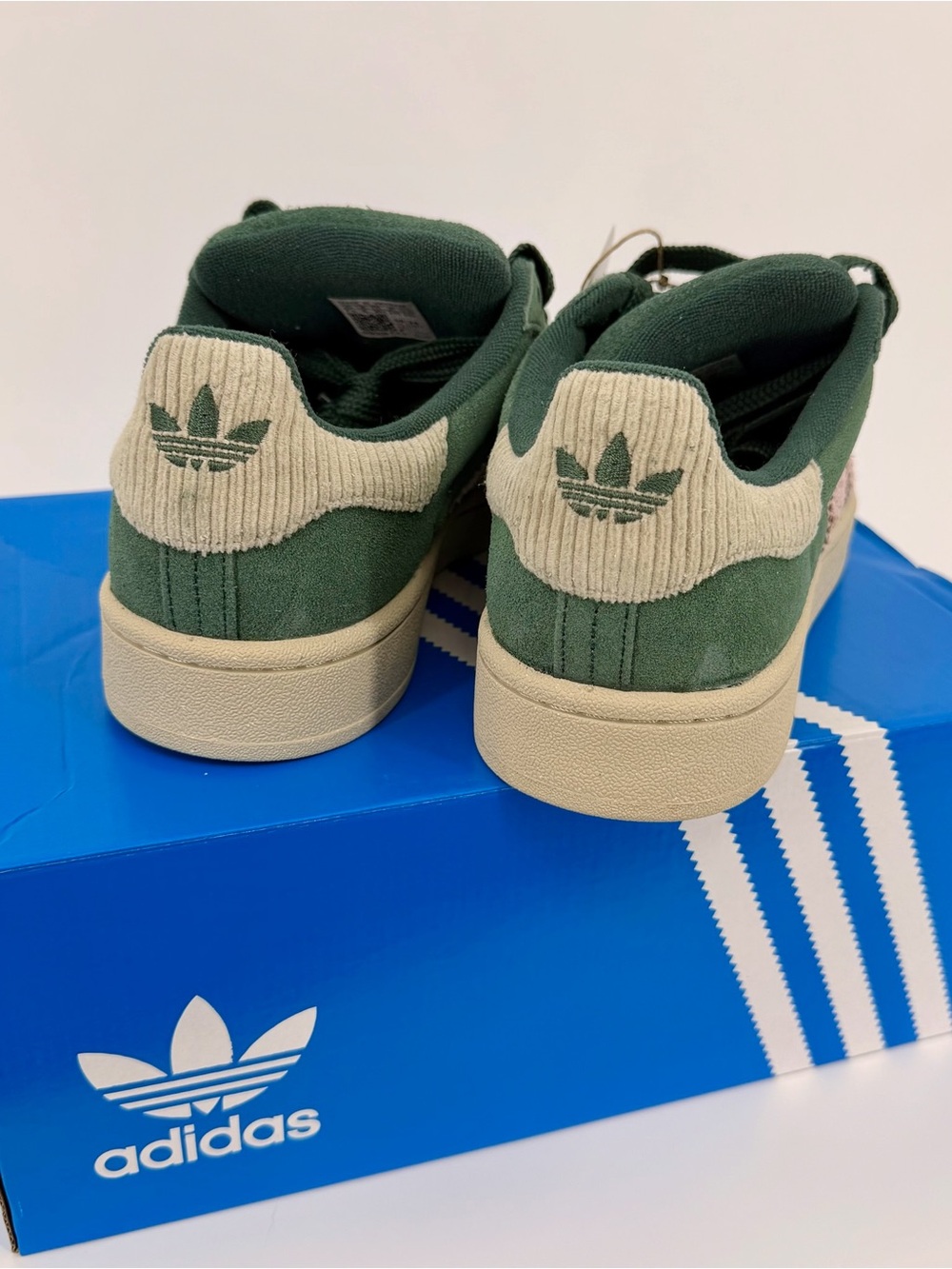 adidas Campus 00s Mineral Green Sandy Pink IG2121 Women’s 7.5 NEW - Picture 3 of 5